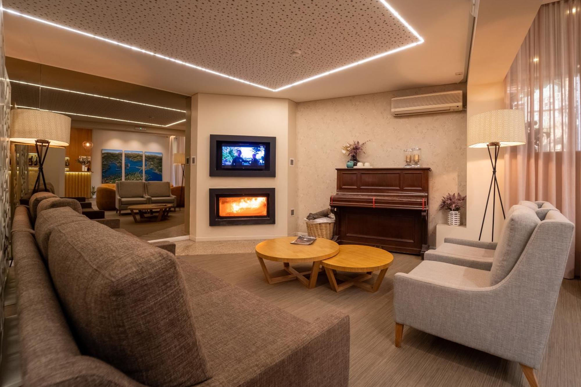 Adelaide Hotel جيريز المظهر الخارجي الصورة
